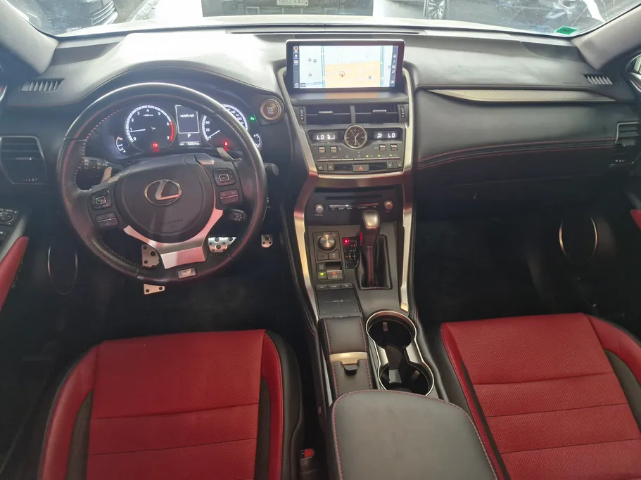 لكزس NX 300 2021 