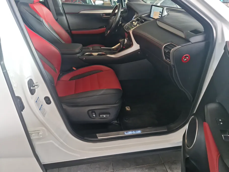 لكزس NX 300 2021 