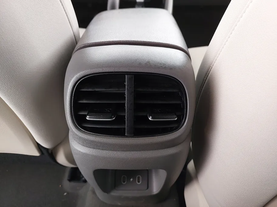 2025 Hyundai Elantra Fleet 