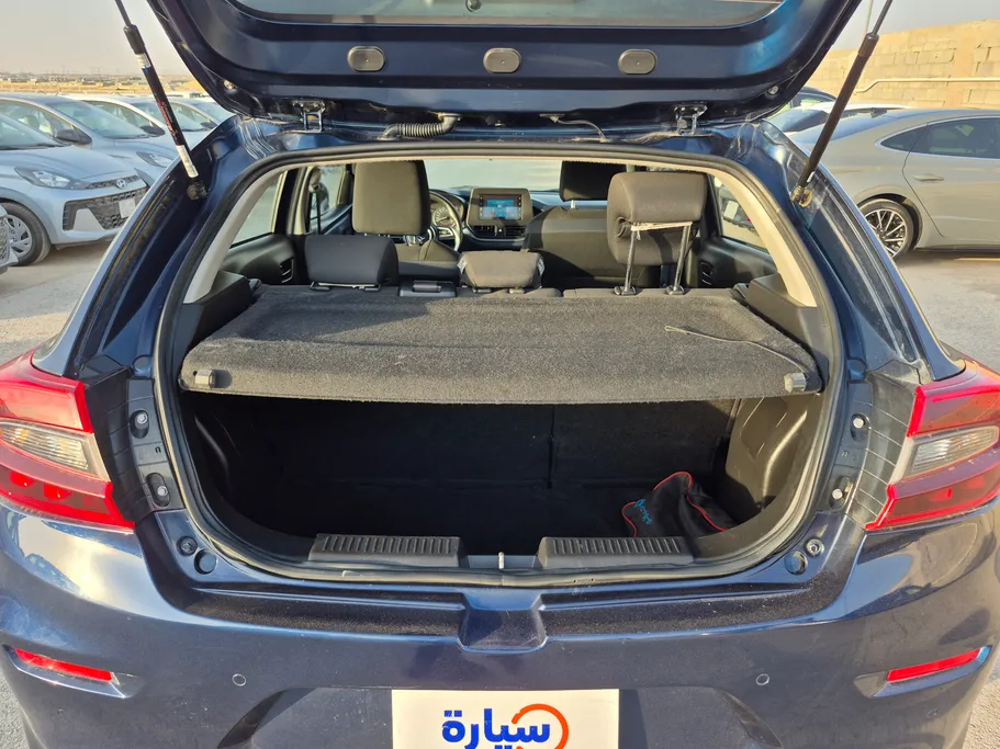 2025 سوزوكي Baleno GL 