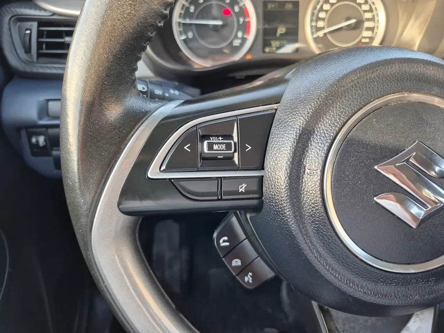 2025 سوزوكي Baleno GL 