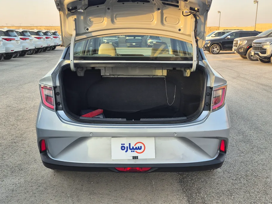 هيونداي Grand i10 فلييت 2024 