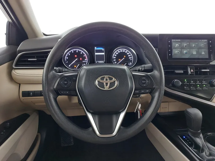 2022 Toyota Camry  LE 