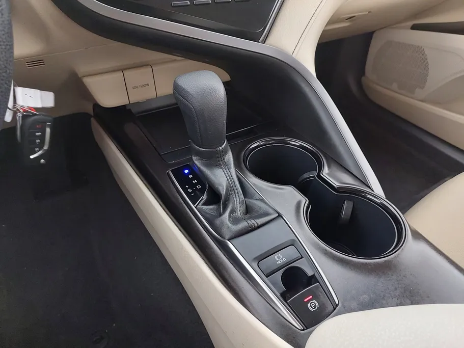 2022 Toyota Camry  LE 