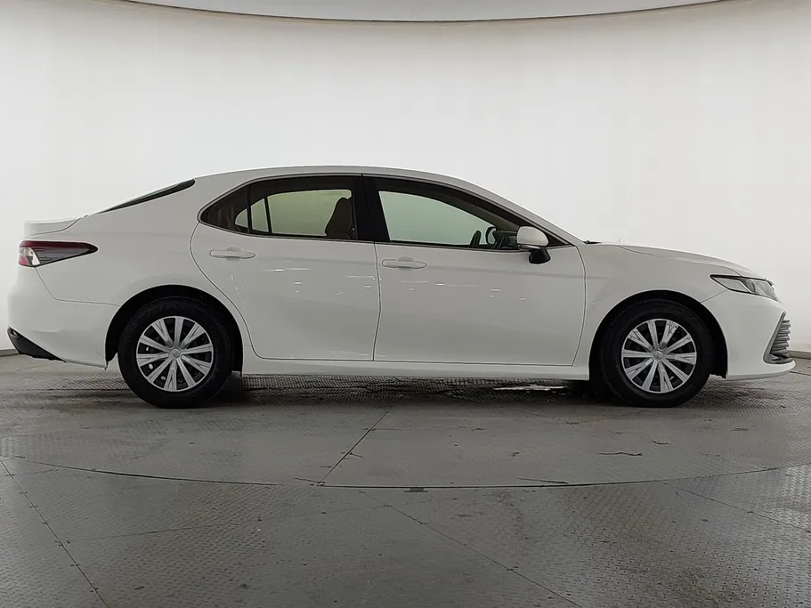 2022 Toyota Camry  LE 