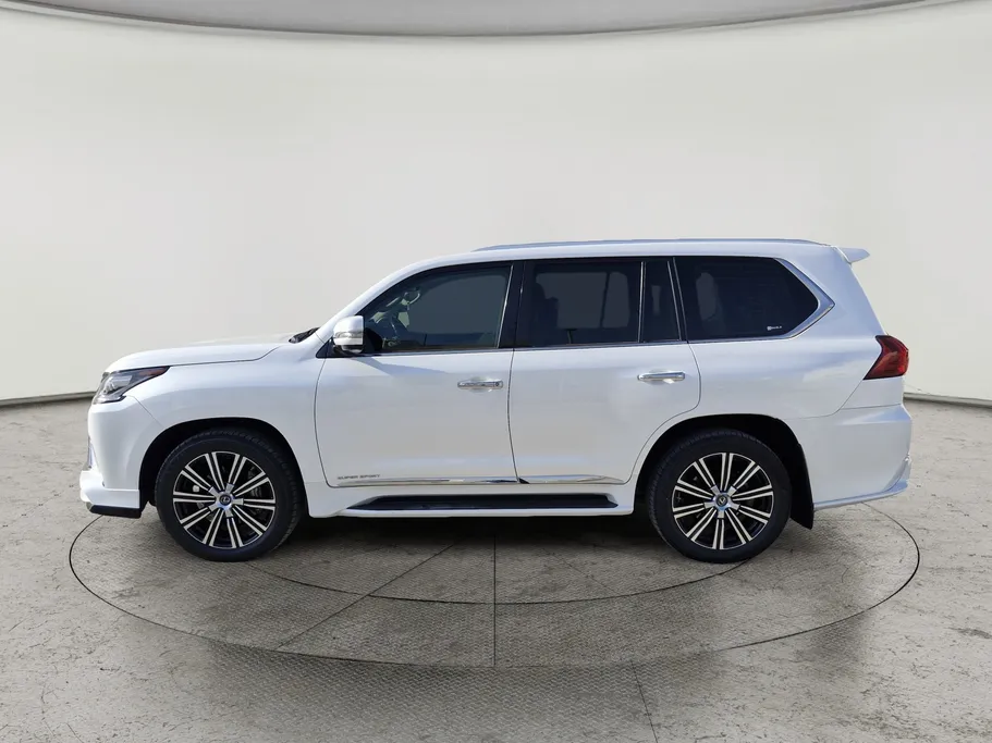 2021 Lexus LX 570 S 