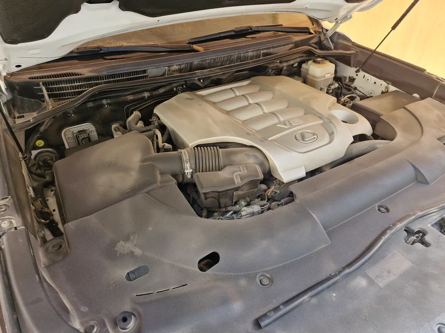 لكزس LX 570 S 2021 