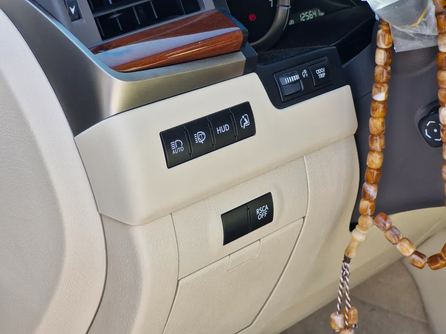 لكزس LX 570 S 2021 