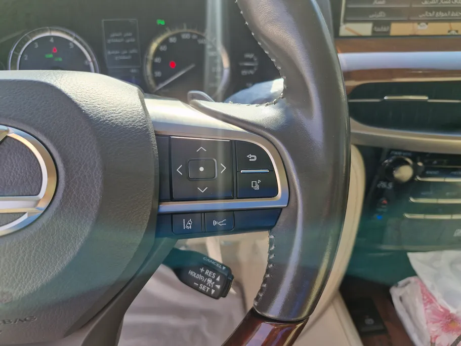 لكزس LX 570 S 2021 
