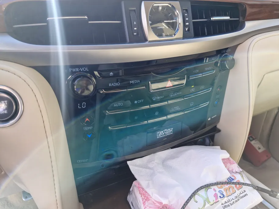لكزس LX 570 S 2021 
