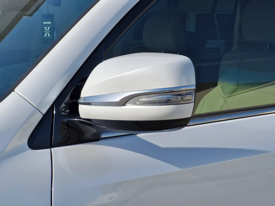 لكزس LX 570 S 2021 