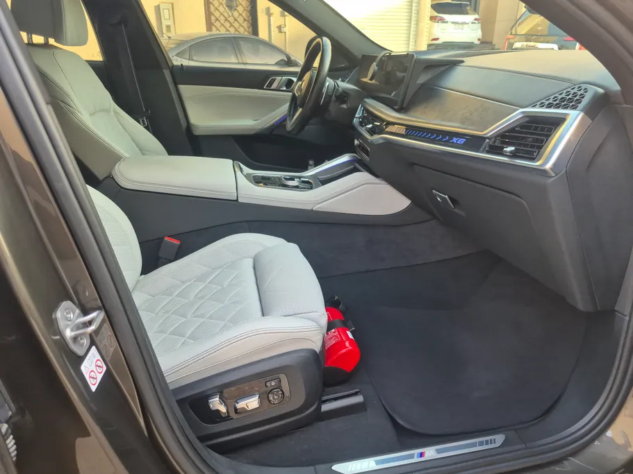 بي ام دبليو الفئة اكس 6 xDrive 40i 2024 