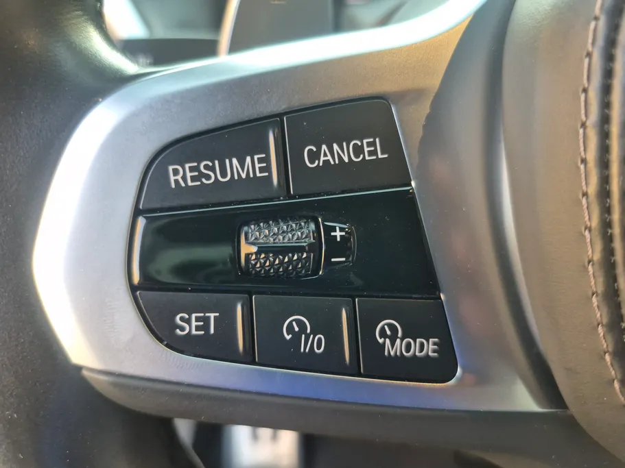بي ام دبليو الفئة اكس 6 xDrive 40i 2024 