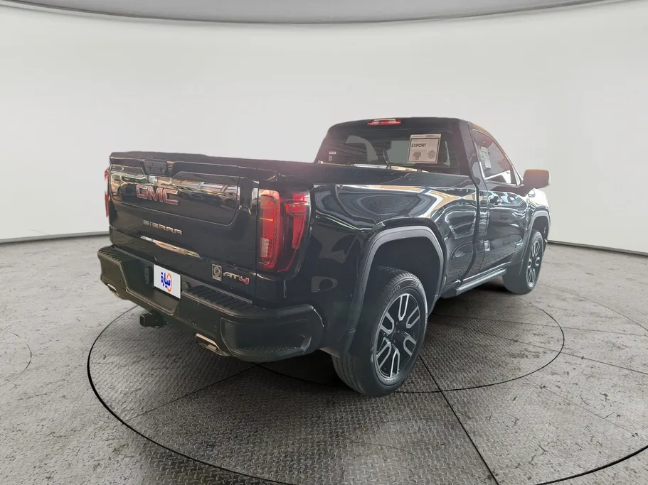 2024 GMC Sierra AT4 