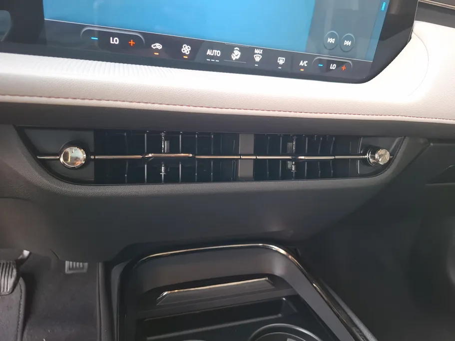 2024 Ford Taurus Trend 
