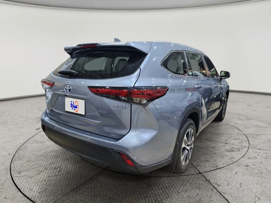 2023 Toyota Highlander GLE 