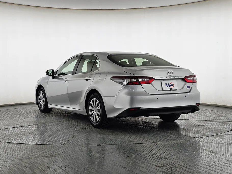 2022 تويوتا Camry  LE 