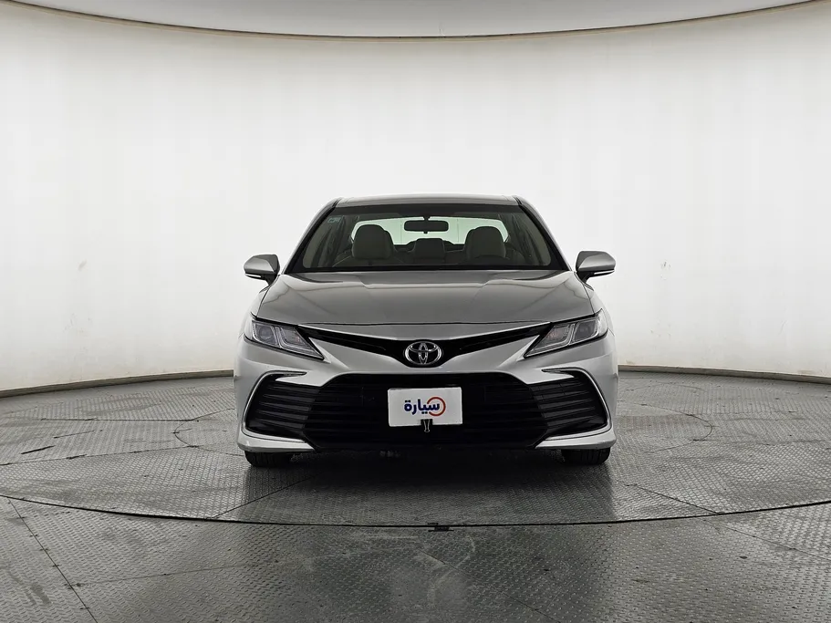 2022 تويوتا Camry  LE 