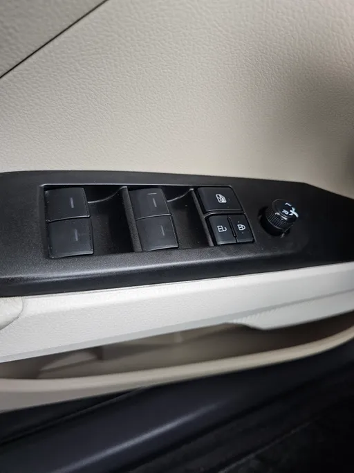 2022 تويوتا Camry  LE 