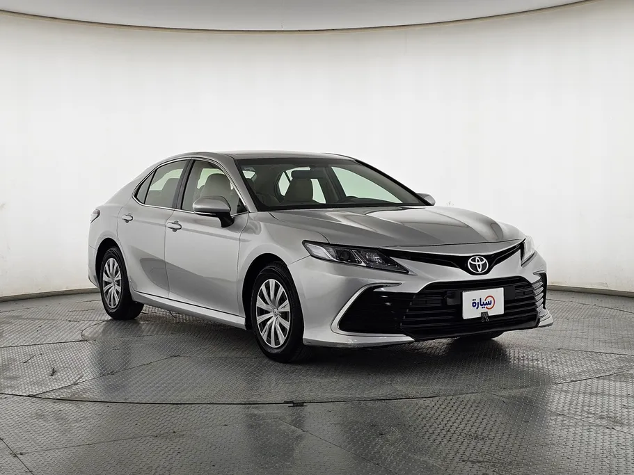 2022 تويوتا Camry  LE 