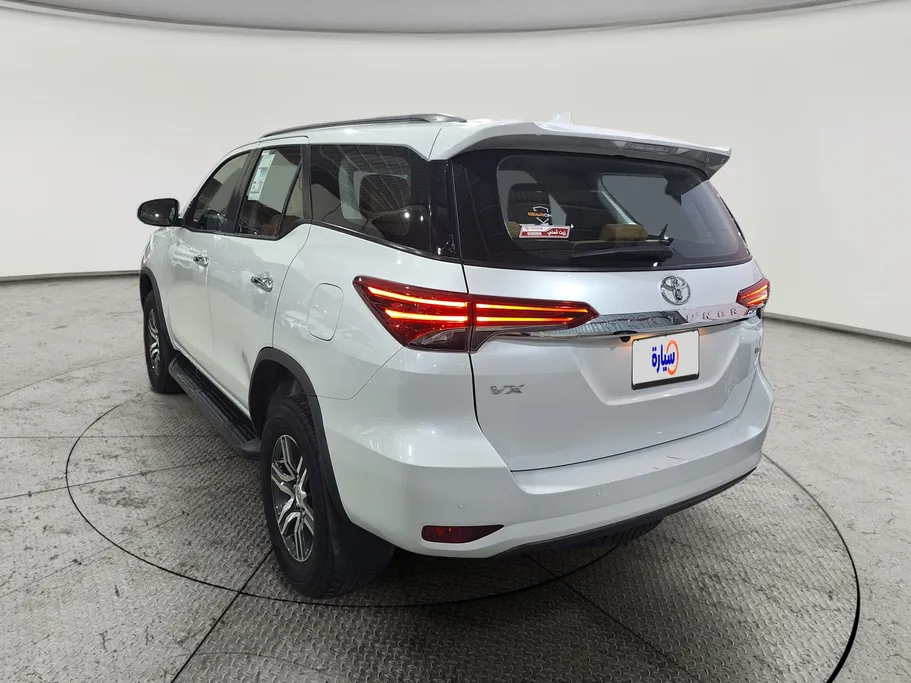 2023 Toyota Fortuner VX 