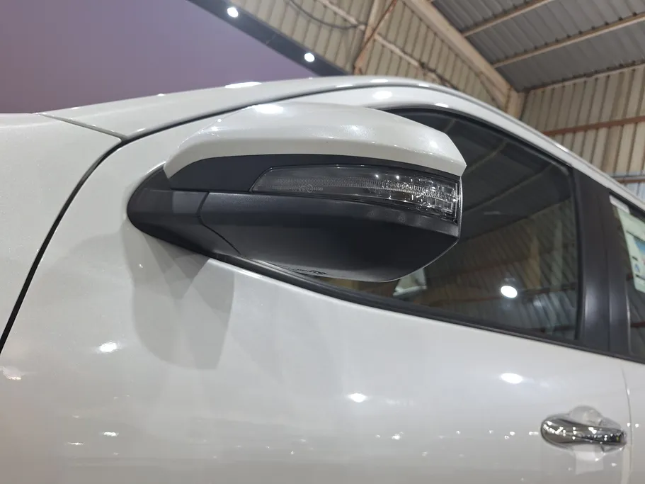 2023 Toyota Fortuner VX 