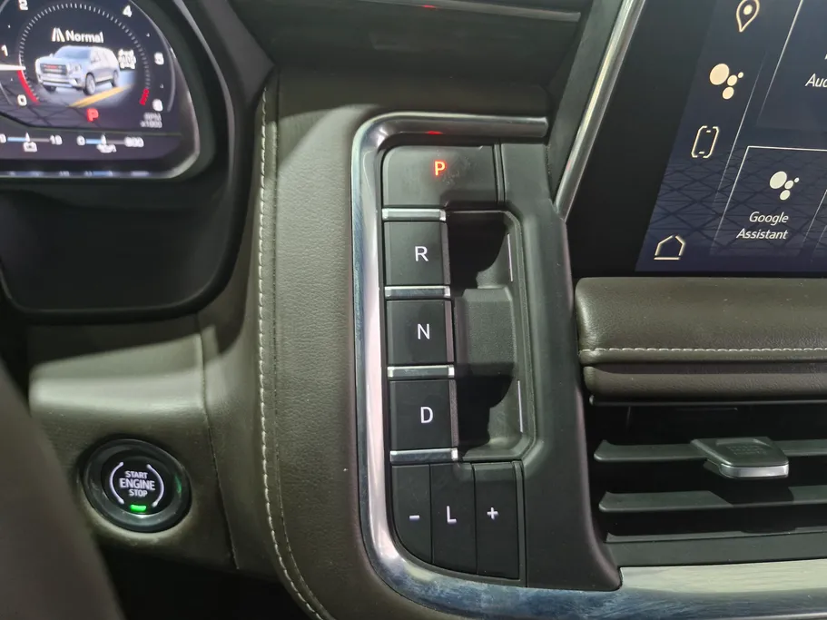2023 GMC Yukon SLE 