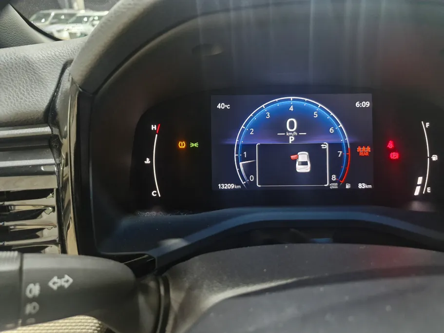 تويوتا كامري E 2025 