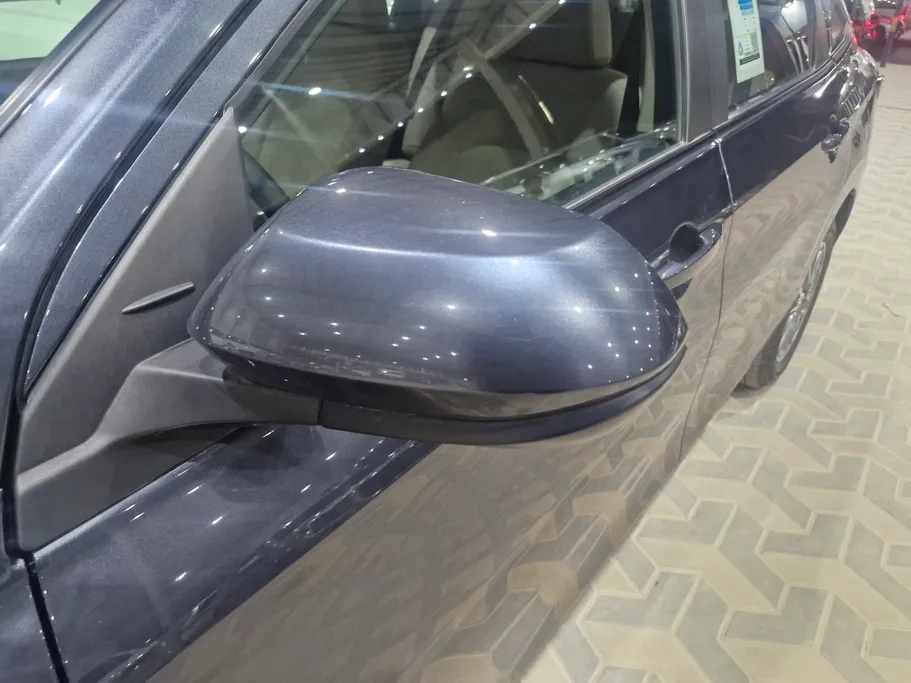 2024 Toyota Yaris  Y 