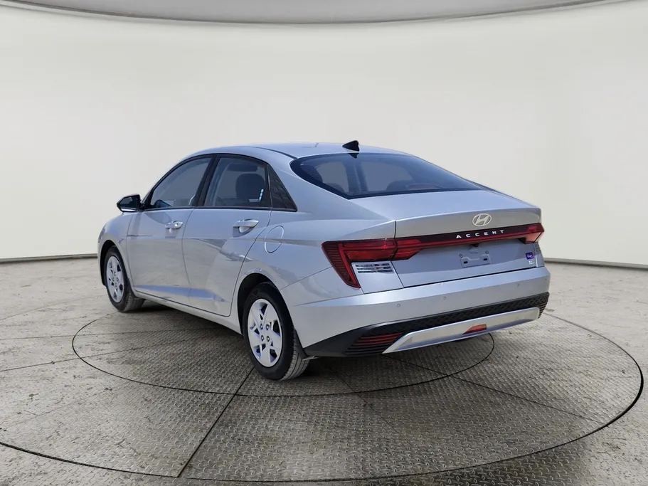 2025 Hyundai Accent Fleet 