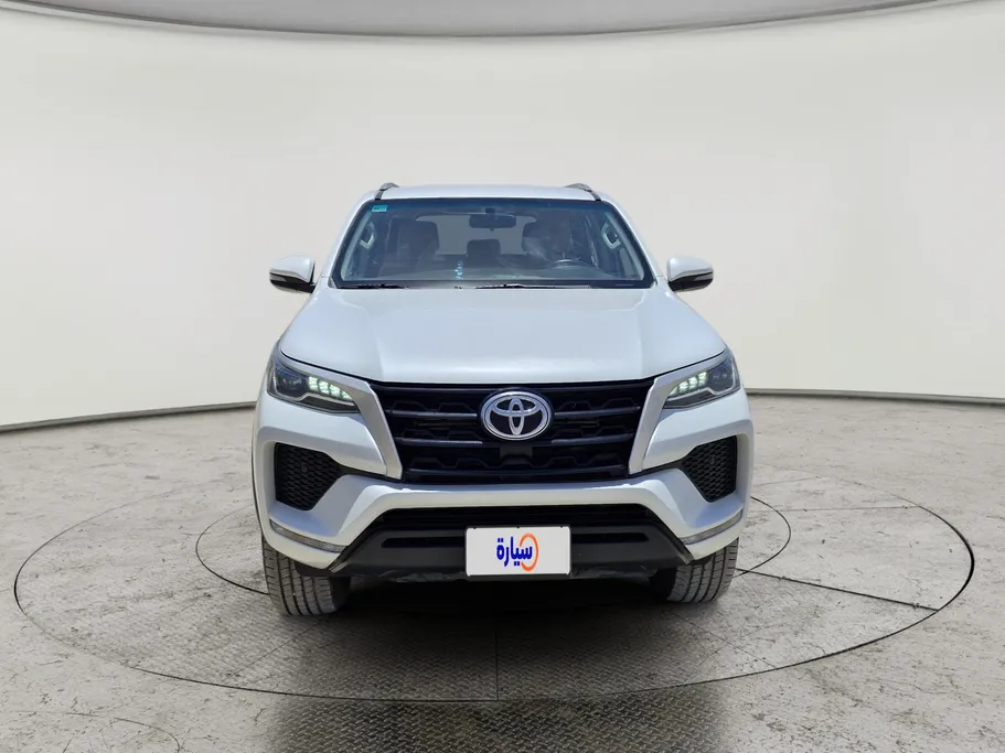 2023 Toyota Fortuner GX2 