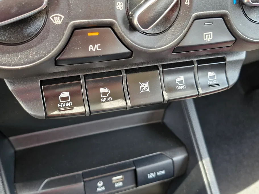 2024 Kia Pegas LX 