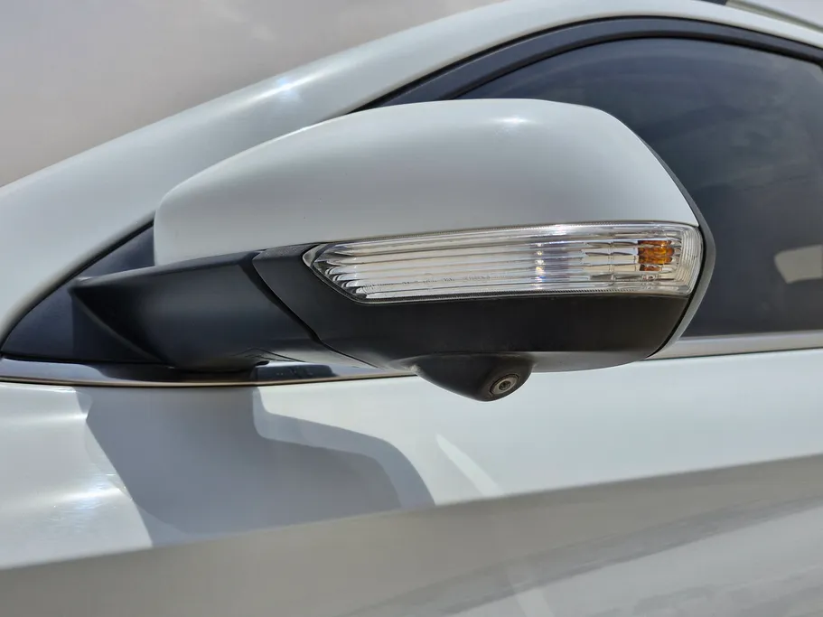 2022 MG ZS LUX 