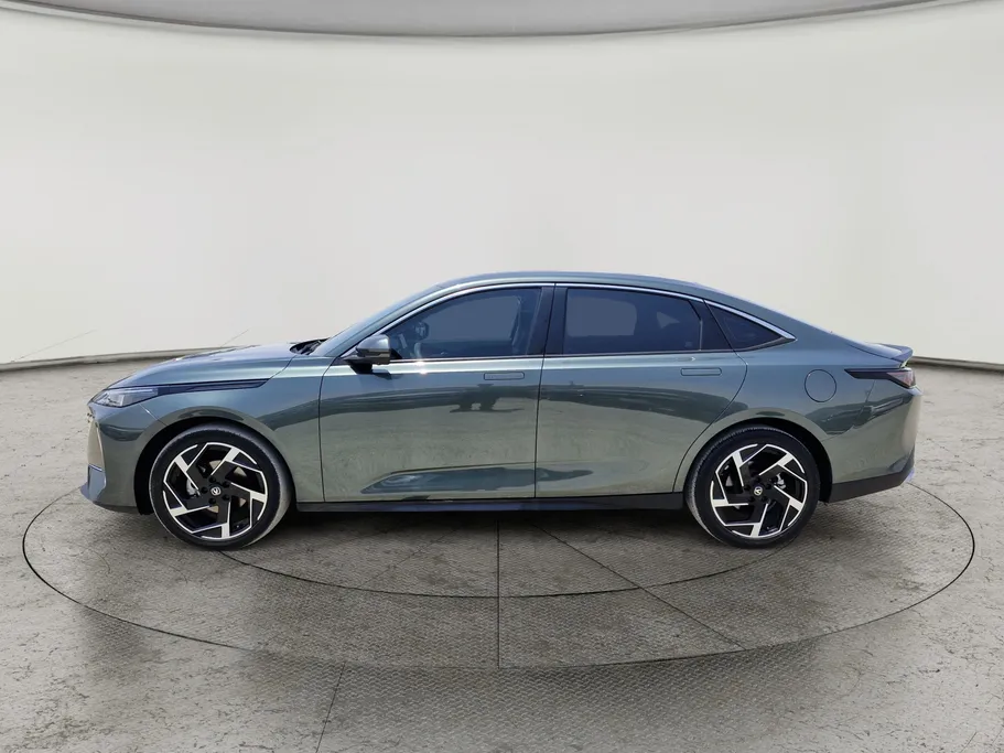 2025 Changan Eado Plus Limited 