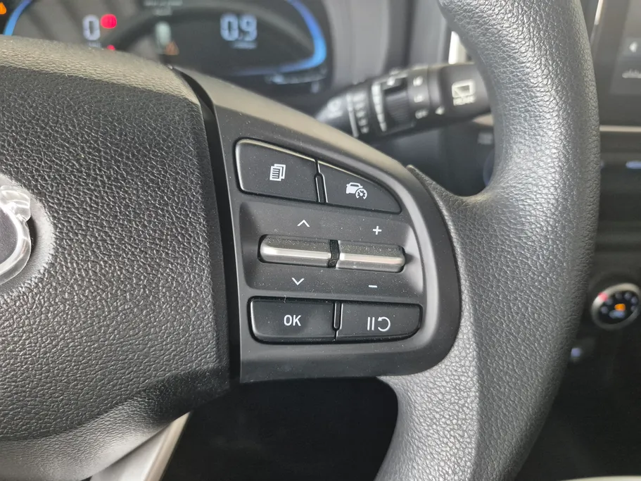 2025 Hyundai Venue Smart 