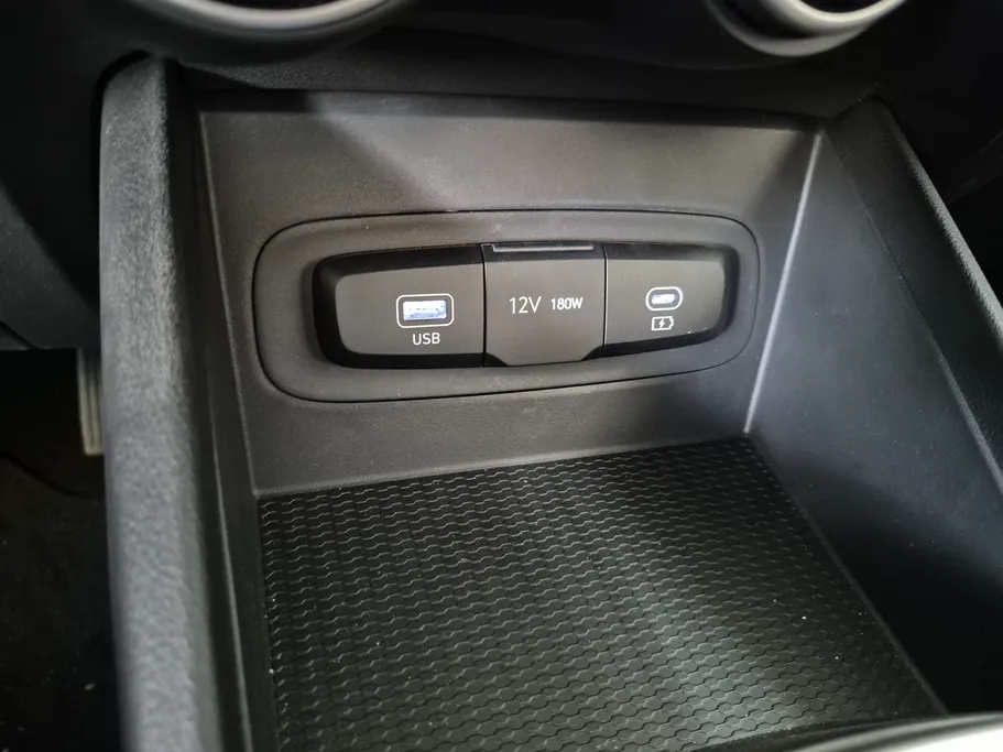 2025 Hyundai Venue Smart 