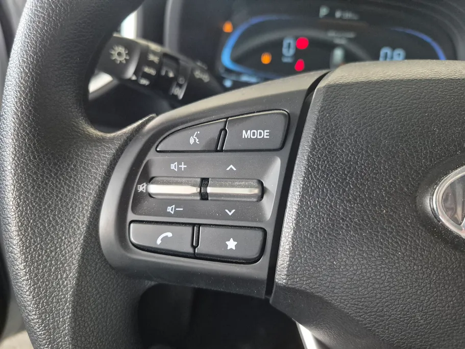 2025 Hyundai Venue Smart 