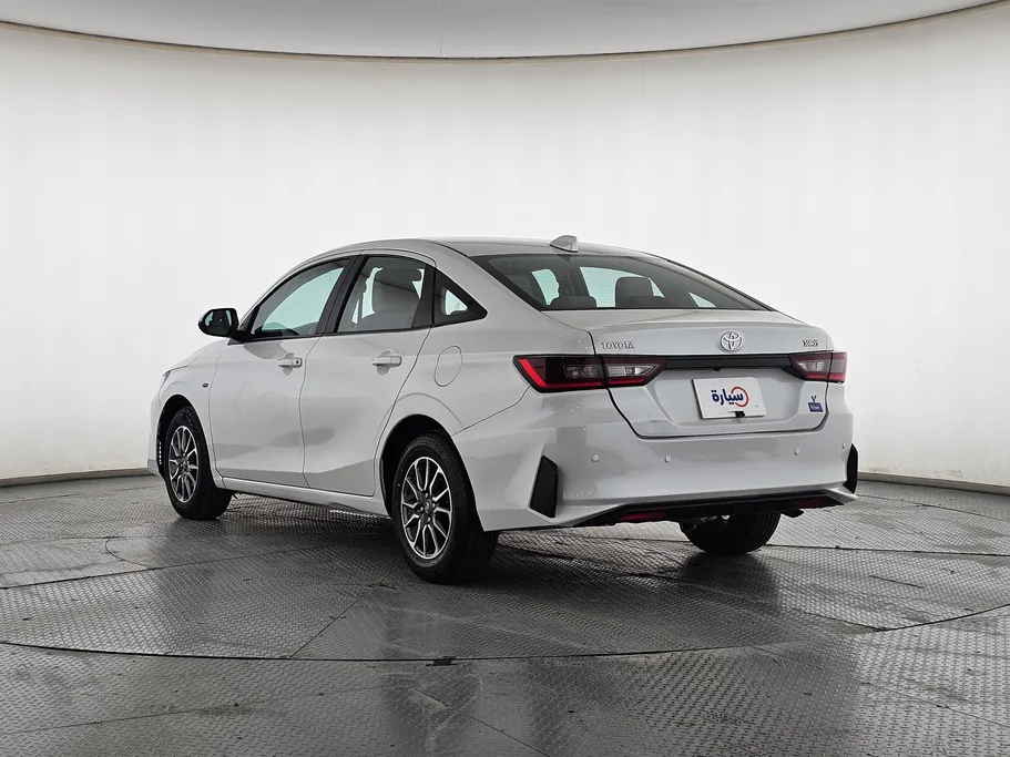 2024 Toyota Yaris  Y 