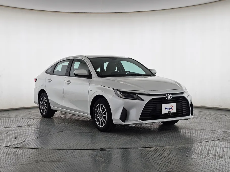 2024 Toyota Yaris  Y 