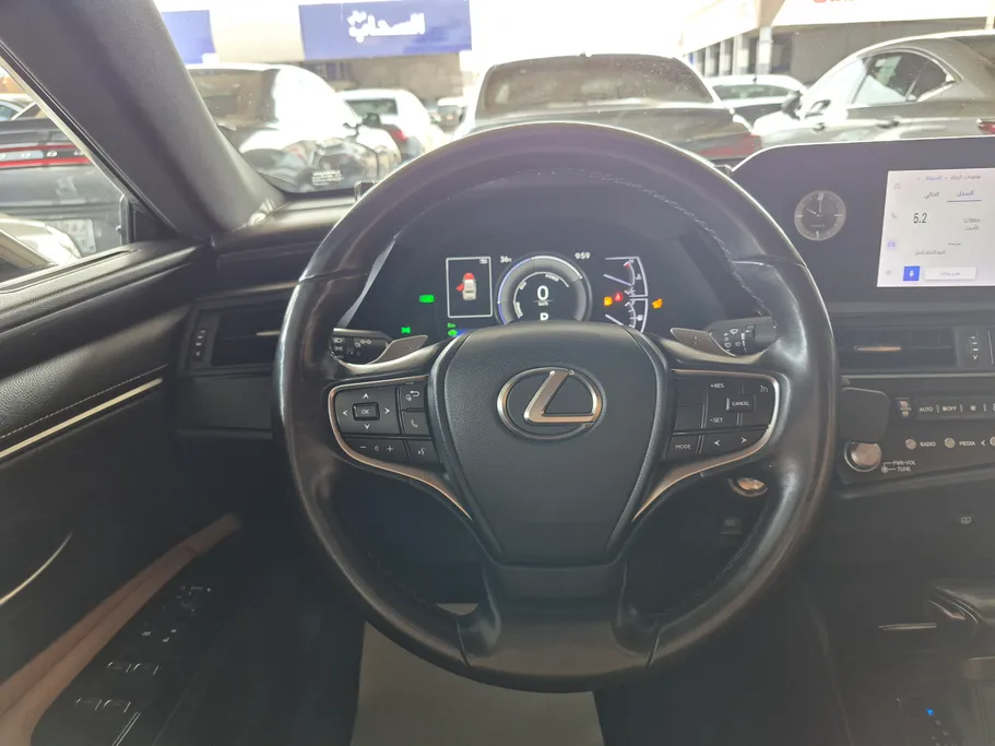 2023 Lexus ES 300 H 