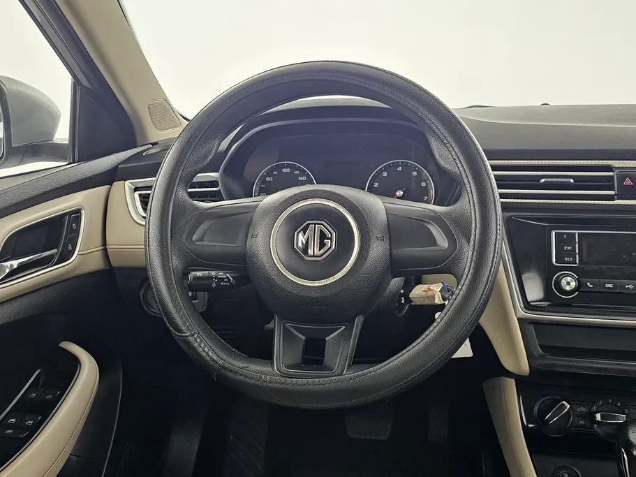 2023 MG 5 STD 