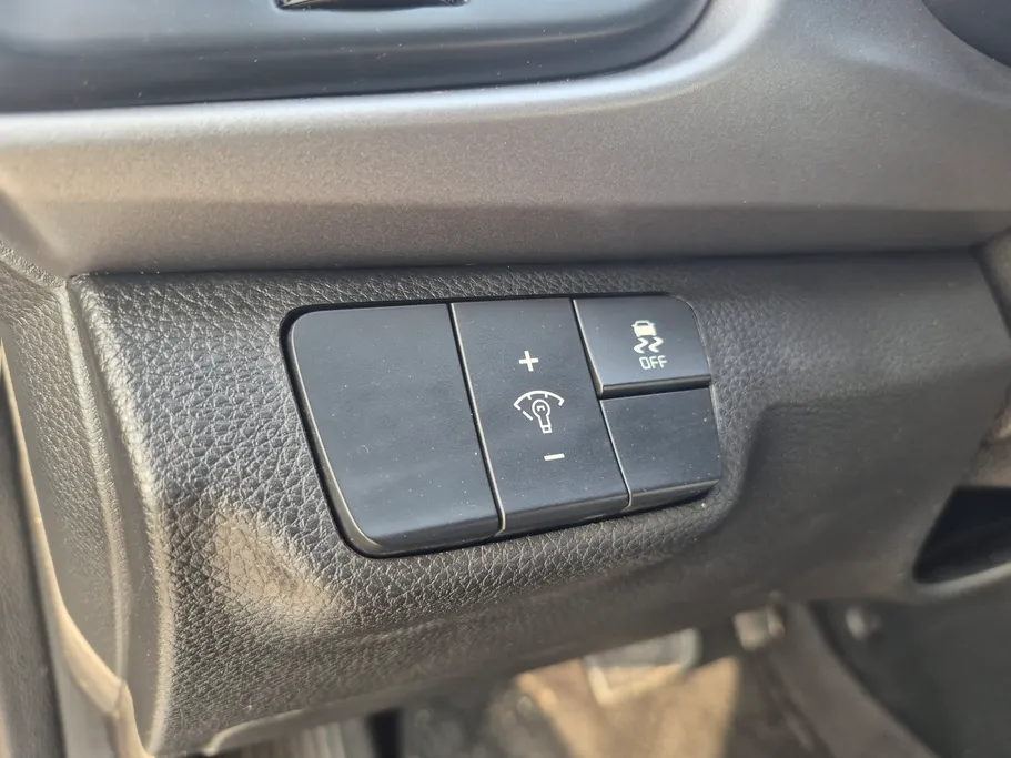 2023 Kia Rio GL 