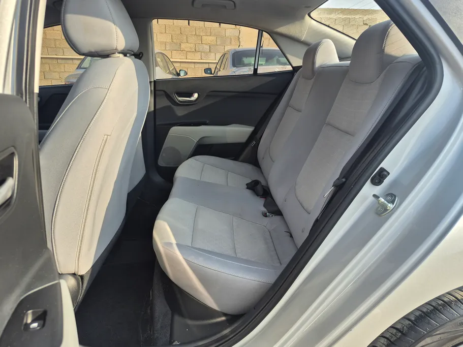 2023 Kia Rio GL 