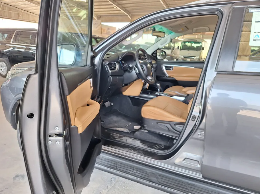 2021 Toyota Fortuner VX 