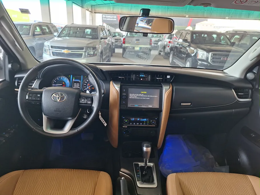 2021 Toyota Fortuner VX 