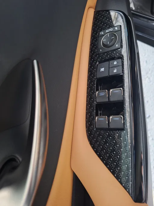 2024 Lexus ES 300 H 