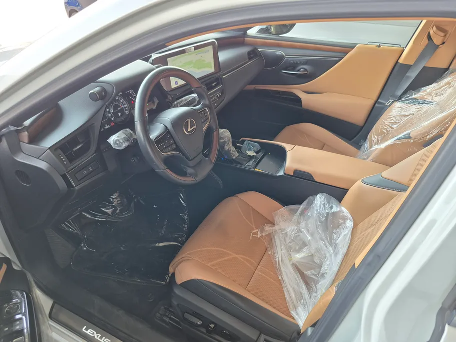 لكزس ES 350 2025 