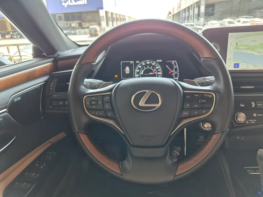 لكزس ES 350 2025 