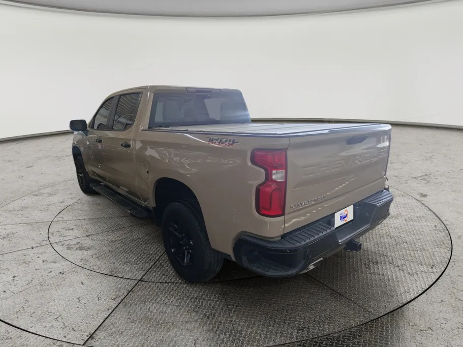 2023 Chevrolet Silverado LT 
