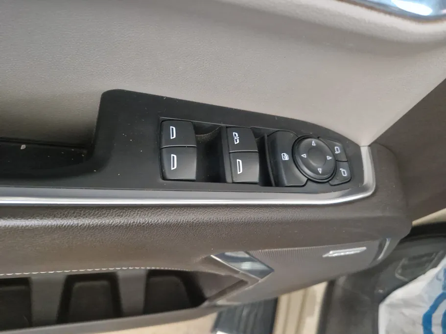 2023 Chevrolet Silverado LT 